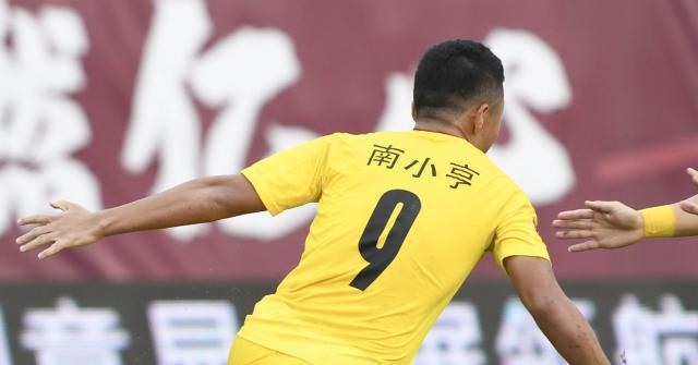 五星体育直播-【足协杯】伊沃复出首球南小亨救主 河南1比1平四川