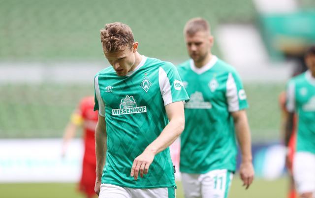 五星体育-功勋主帅归位仍降级 41年第一耻不来梅自作自受！